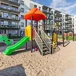 Color Apartments Apartament Black & White
